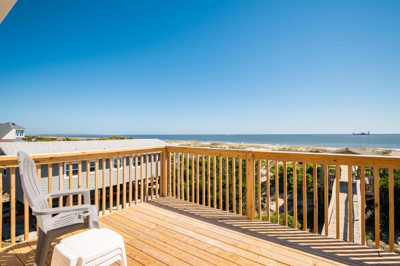 Katie Lou'S Place By Oak Island Accommodations Caswell Beach Exterior foto