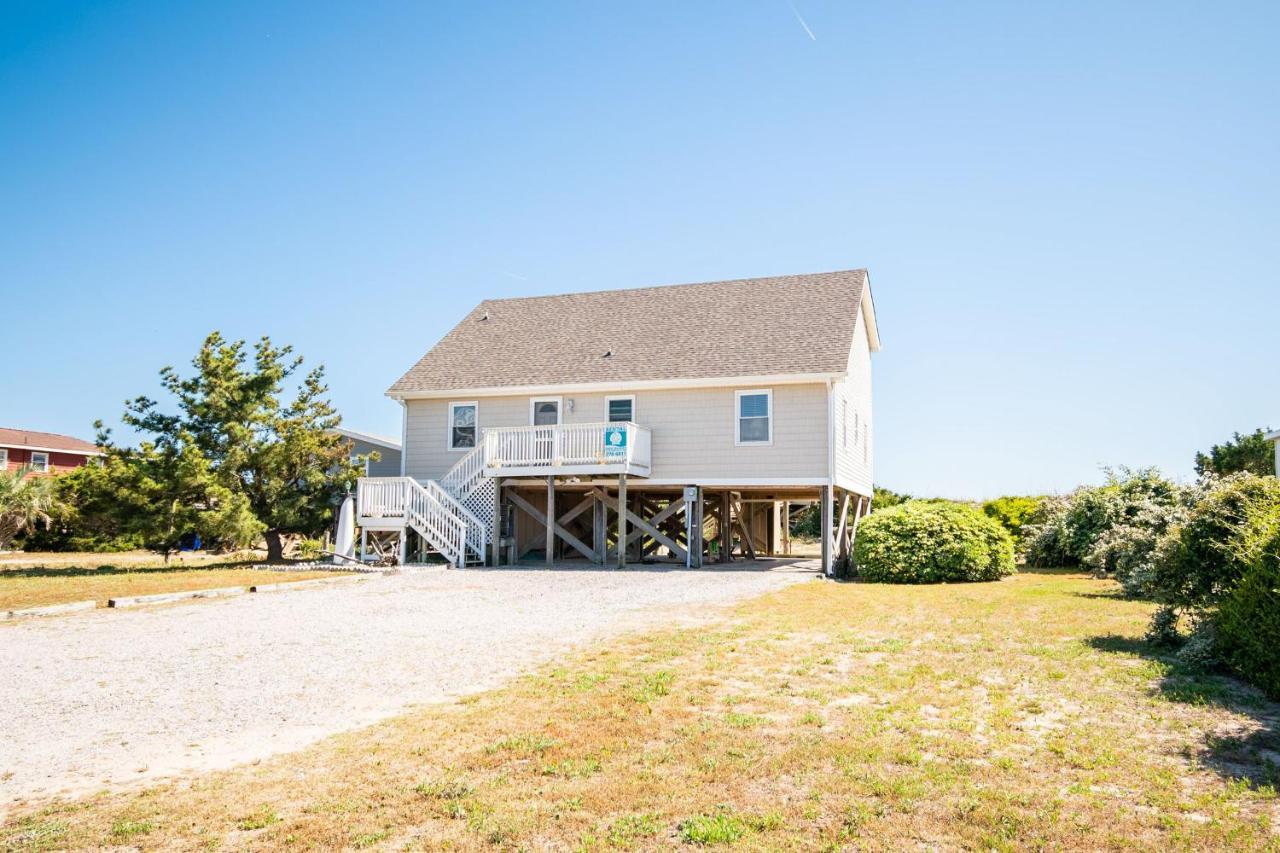 Katie Lou'S Place By Oak Island Accommodations Caswell Beach Exterior foto